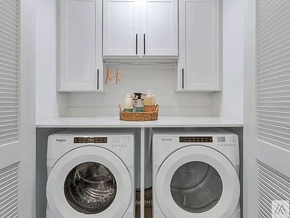 5th image of 908 Bannock St #1102