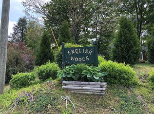 404 Hillcrest Cir, Spruce Pine, NC 28777