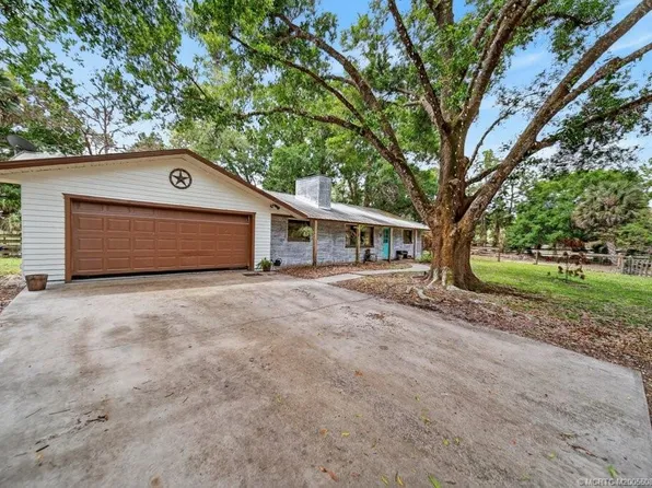 6260 SW Markel St, Palm City, FL 34990