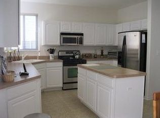 1821 Stirling Ln, Montgomery, IL 60538