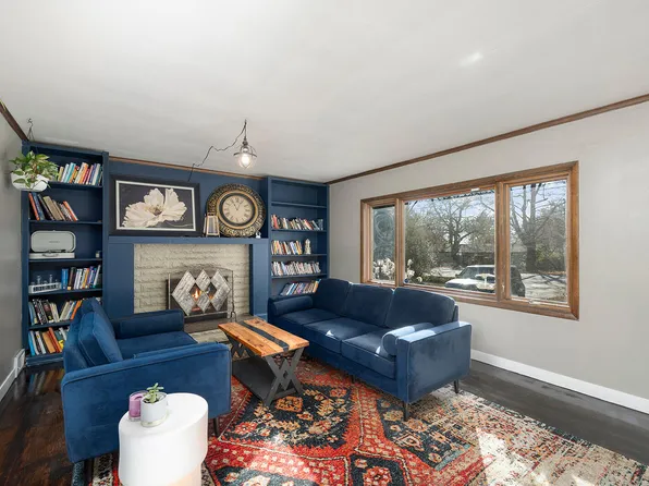 2369 E Seminole Street, Springfield, MO 65804