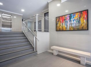 335 Cooper St., Ottawa, ON K2P 0G6