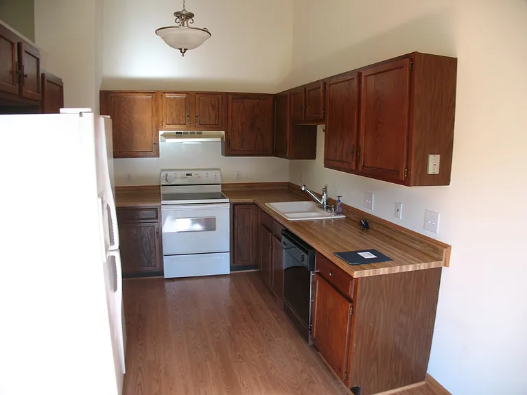 2139 - Kitchen 2_01012015