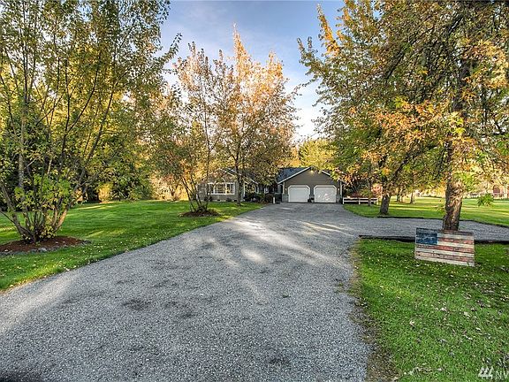 4th image of 25617 Orting Kapowsin Hwy E