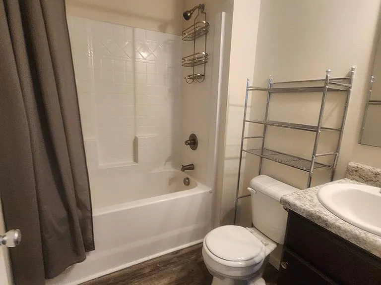 6495 Portsmouth Dr — Photo 10
