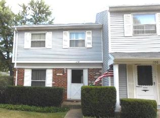 108 Beaconridge Dr, Bolingbrook, IL 60440