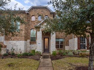 9158 Sunlight Oak Ln, Houston, TX 77070