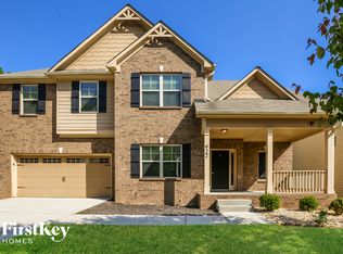 922 Whitfield Oak Rd, Auburn, GA 30011