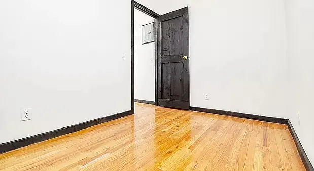 520 E 14th St #30 — Photo 7