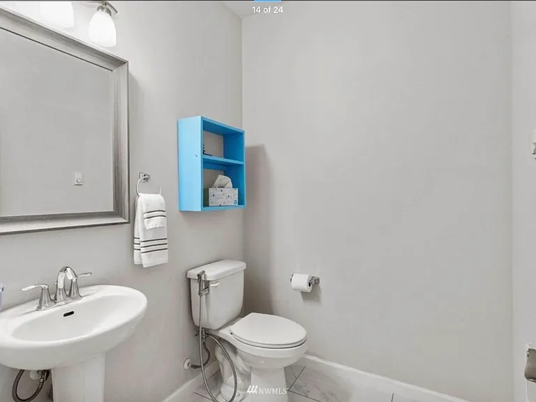 4949 Onalaska Loop SE — Photo 16