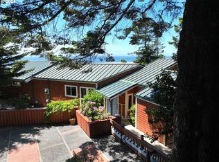 29830 Hound Dog Rd, Gold Beach, OR