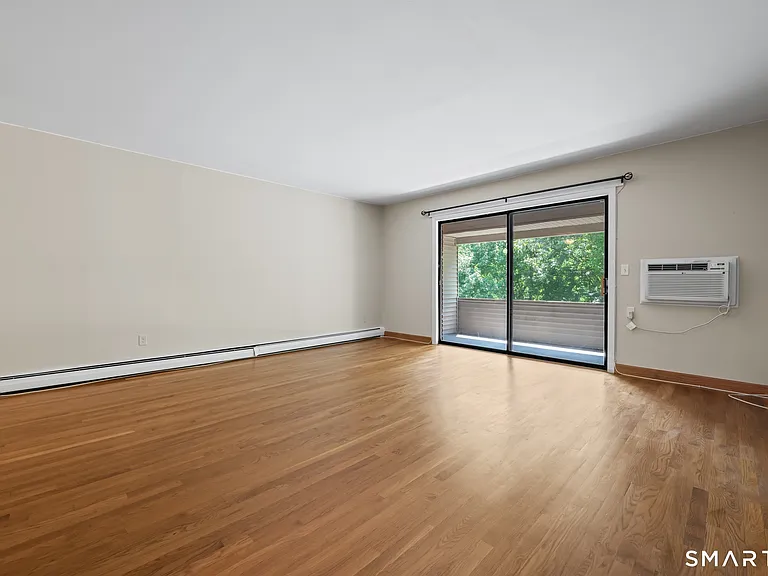 565 Talcottville Rd #1C5 — Photo 3
