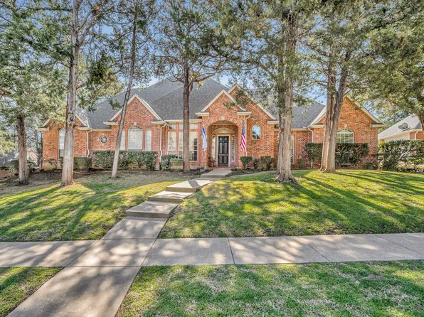 1824 Wood Dale Cir, Cedar Hill, TX 75104