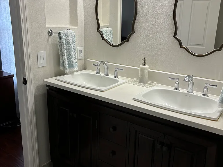 1635 Janet Ln — Photo 7