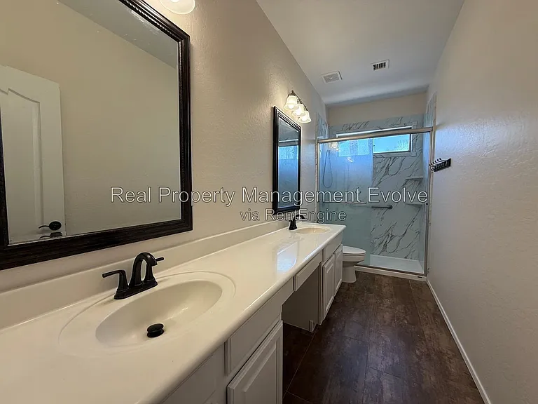 1234 W Remington Dr — Photo 36
