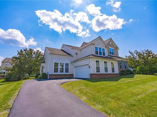 5234 High Vista Dr, Orefield, PA 18069