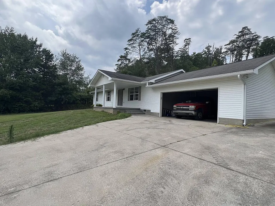 1316 Hinds Creek Rd