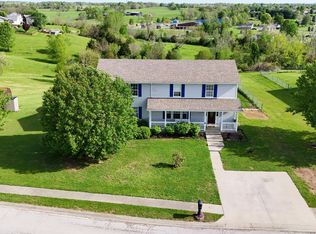 305 Saddle Wood Ct, Berea, KY 40403