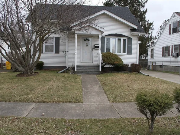 531 Baylor Rd, Elmira, NY 14904