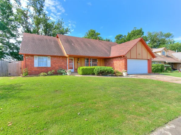 10132 E 27th St, Tulsa, OK 74129
