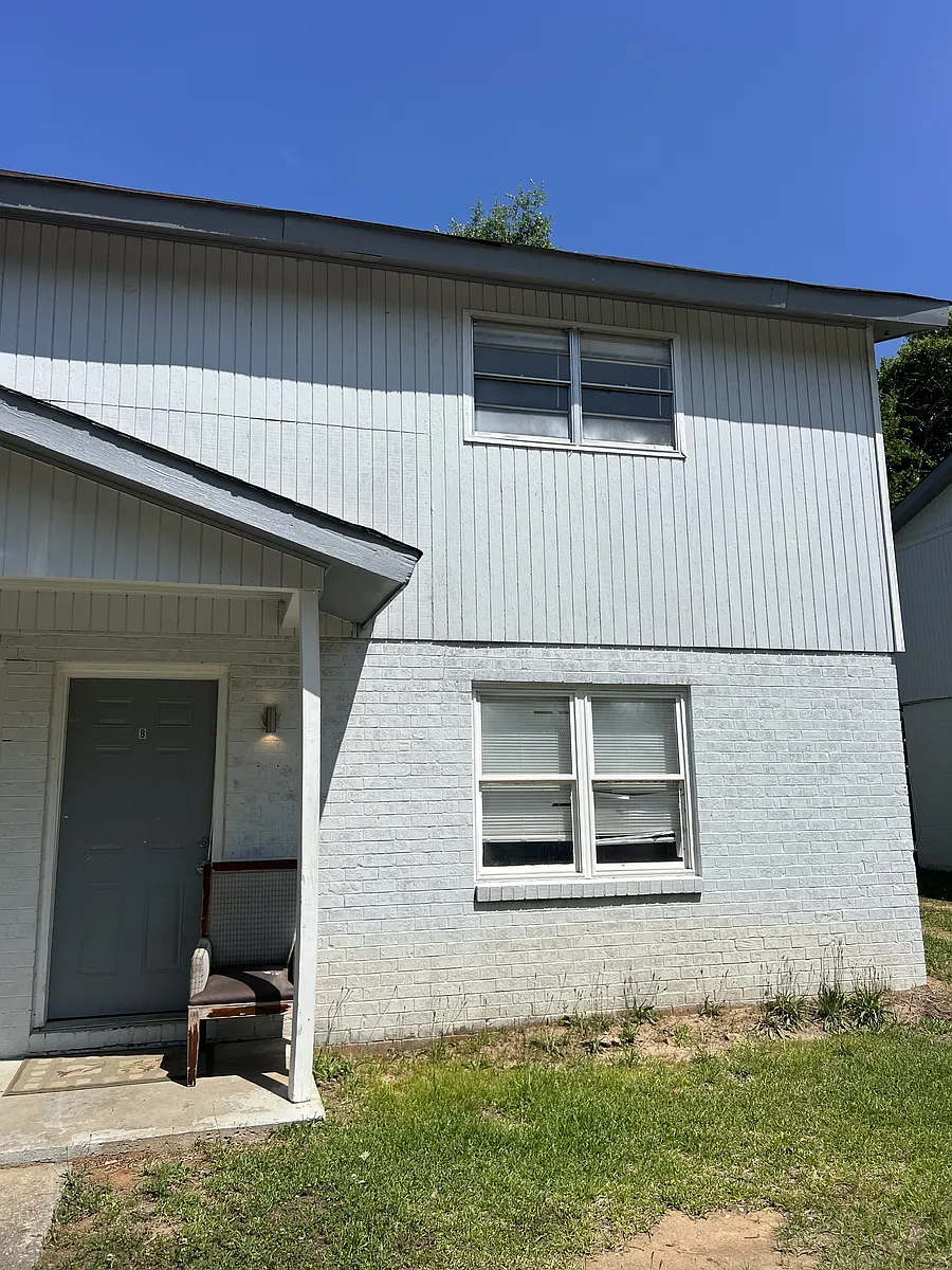 Building Photo - 1156 Triple Hill Dr #B