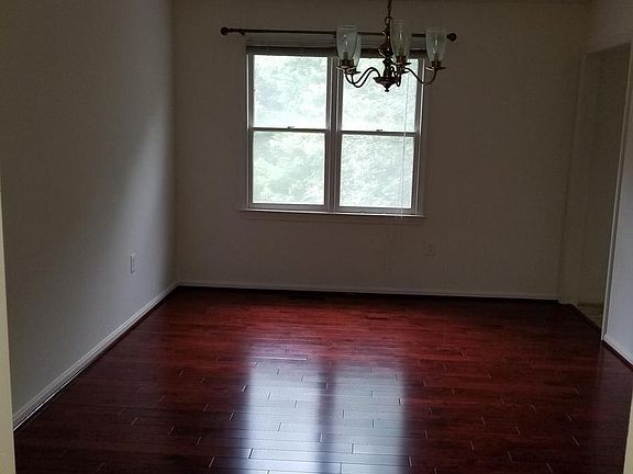 3rd image of 6060 Morgan Ct