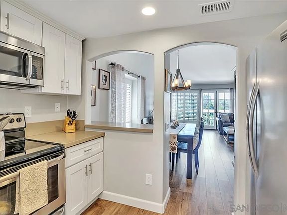 5th image of 16280 Avenida Venusto
