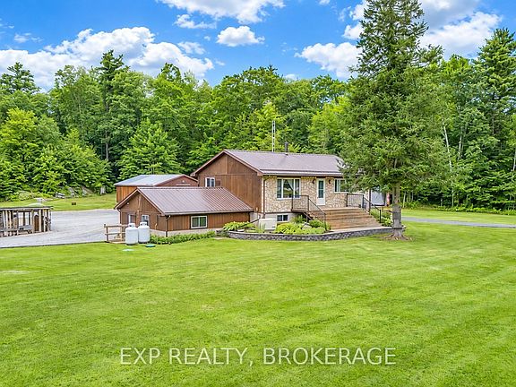 2nd image of 2677 Ardoch Rd