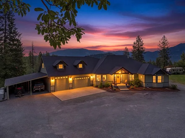 491 Penny Ln, Grants Pass, OR 97527