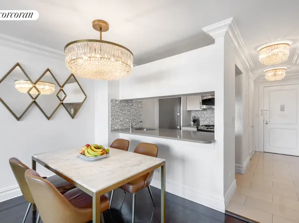 200 Rector Place image 4 of 26