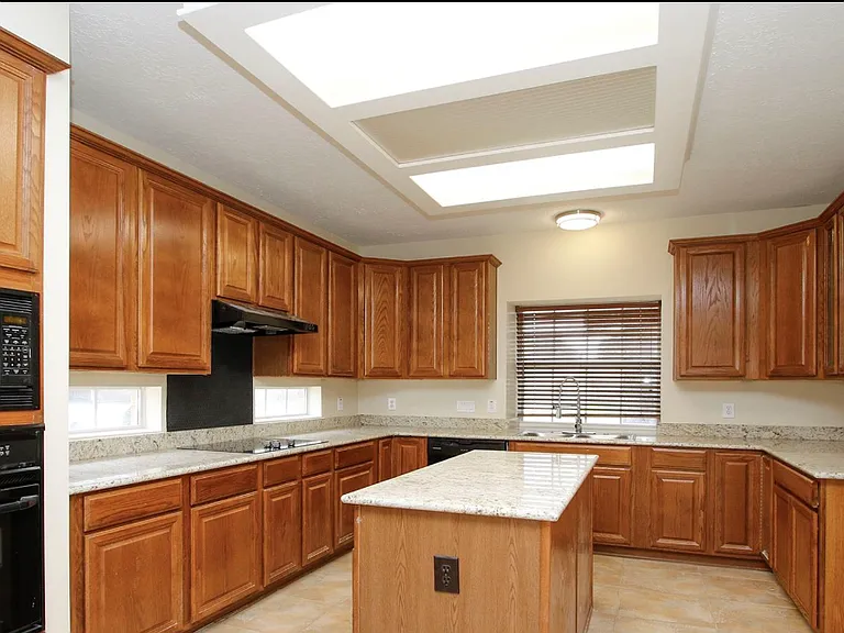 15710 Cascading Brook Way — Photo 20