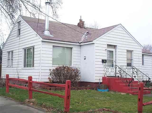 2nd image of 1403 Ruth St