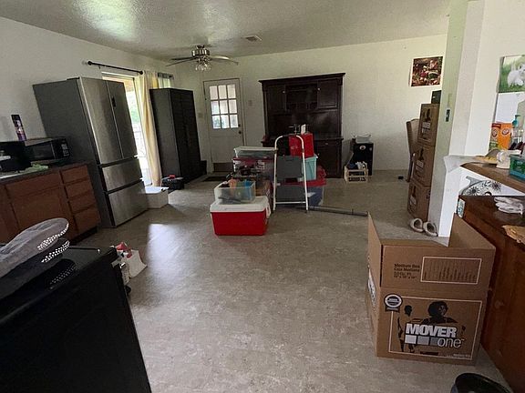 4th image of 2650 Roosevelt St