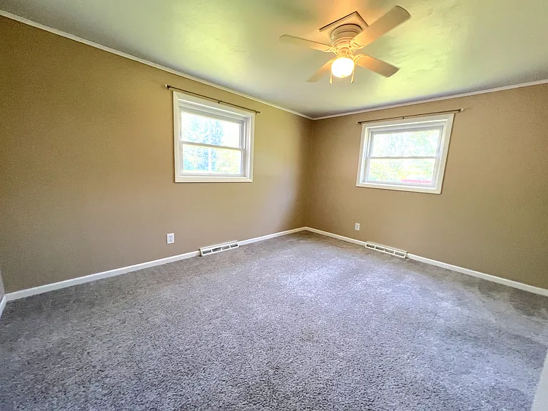 4112 South Dr — Photo 15