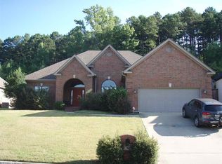 13512 Foxfield Ln, Little Rock, AR 72211