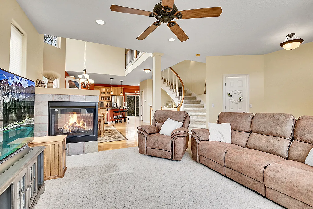 Building Photo - 781 Martin Dr #1