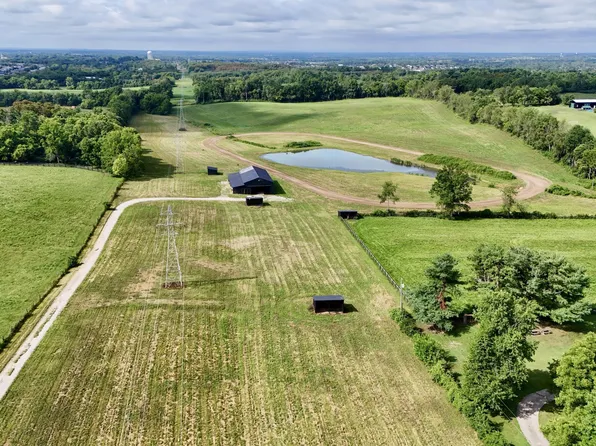 1097 Baker Ln, Nicholasville, KY 40356