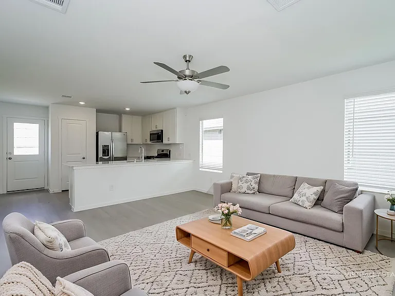 2736 River Knoll Ln — Photo 2