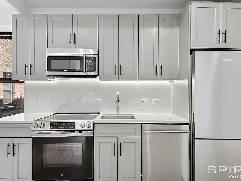188 Claremont Ave #3N — Photo 2