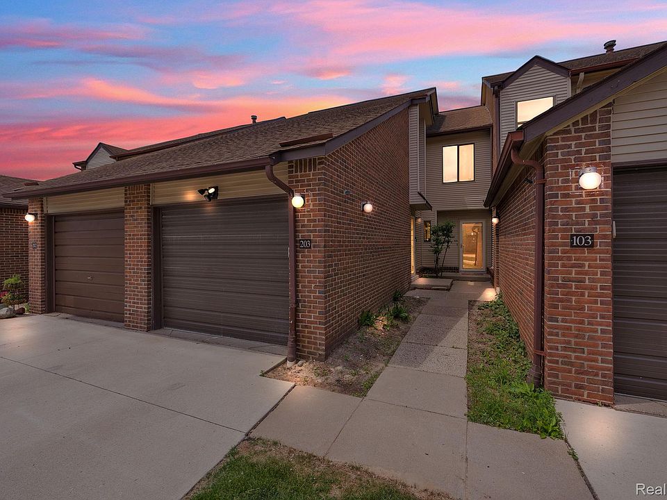 1st image of 6689 Ridgefield Cir APT 203
