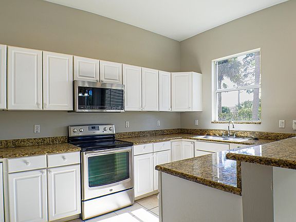 2nd image of 11233 La Coruna Ln