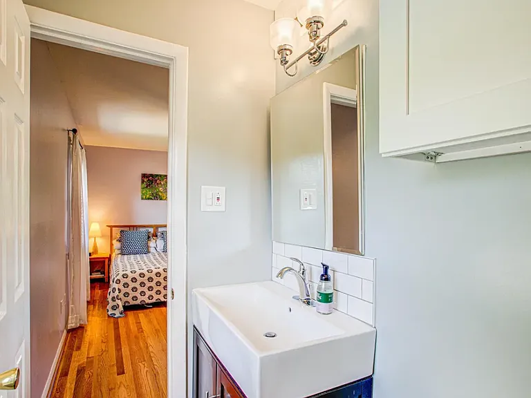 7811 Greeley Blvd — Photo 10