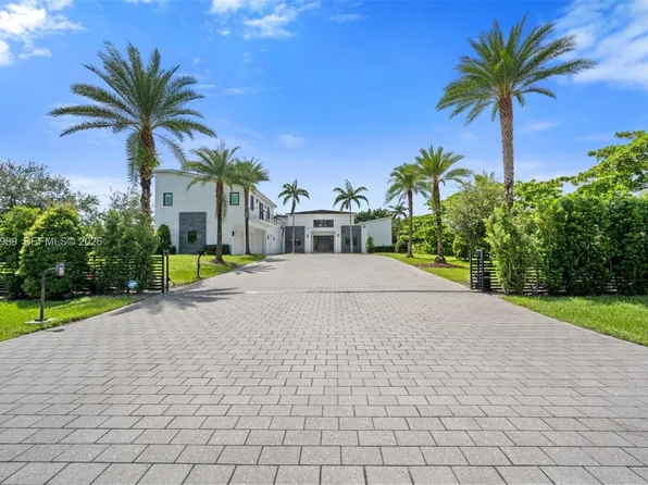 11350 NW 8th St, Plantation, FL 33325