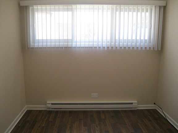 5th image of 778 E 5th Ct APT G