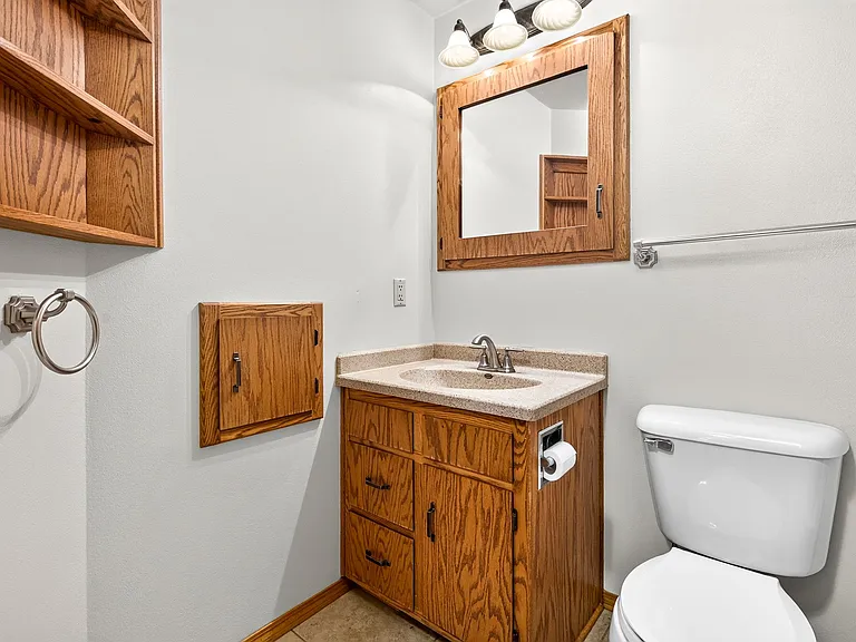 3033 W Hiawatha Dr — Photo 5
