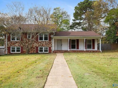 2102 Chadburn Dr SW, Huntsville, AL, 35803