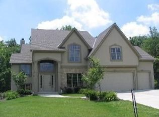 1525 92nd Trl, Kansas City, MO 64155