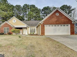 1075 Prestonwood Dr, Lawrenceville, GA
