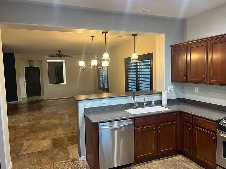 1703 W Big Oak St — Photo 43