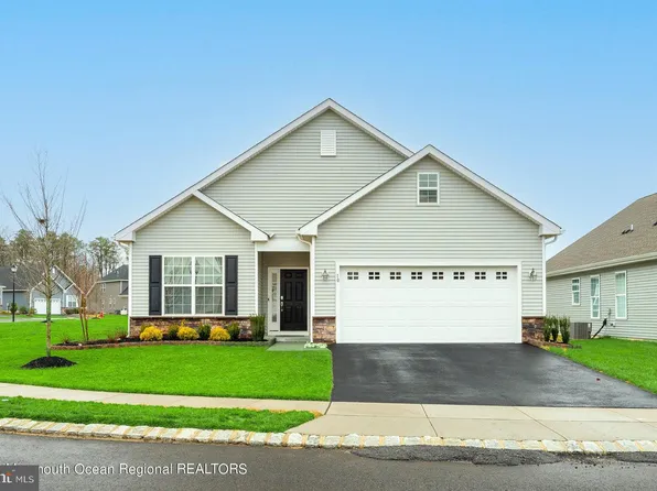 10 Birmingham Dr, Barnegat, NJ 08005